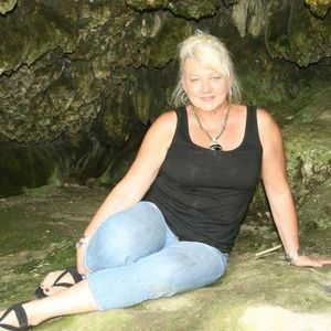 Meet your Posher, Sherry